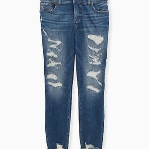 Torrid Bombshell SkinnyDistressed Jeans